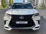 Lexus LX 570 2019 годаүшін48 000 000 тг. в Астана – фото 2