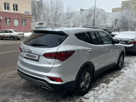 Hyundai Santa Fe 2016 года за 9 950 000 тг. в Астана – фото 4