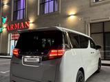 Toyota Vellfire 2017 года за 13 000 000 тг. в Алматы – фото 3