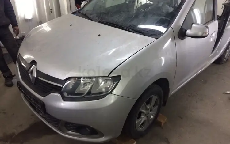 Renault Sandero 2015 года за 555 000 тг. в Алматы