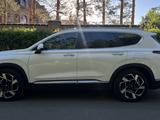 Hyundai Santa Fe 2021 года за 16 000 000 тг. в Караганда – фото 2