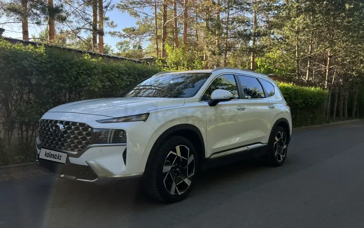 Hyundai Santa Fe 2021 годаүшін16 000 000 тг. в Караганда