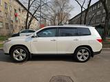Toyota Highlander 2013 года за 14 500 000 тг. в Алматы