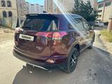 Toyota RAV4 2018 года за 12 500 000 тг. в Астана – фото 4