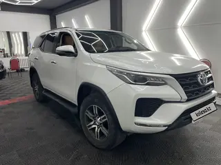 Toyota Fortuner, 2023