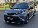 Toyota Sienna 2021 года за 17 999 999 тг. в Актау – фото 3