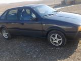 Volkswagen Passat 1993 годаfor1 300 000 тг. в Тараз – фото 2