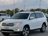 Toyota Highlander 2012 года за 10 000 000 тг. в Актобе