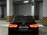 Toyota Camry 2020 годаfor16 500 000 тг. в Астана – фото 4