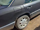 Mercedes-Benz E 260 1991 годаүшін1 100 000 тг. в Алматы – фото 3