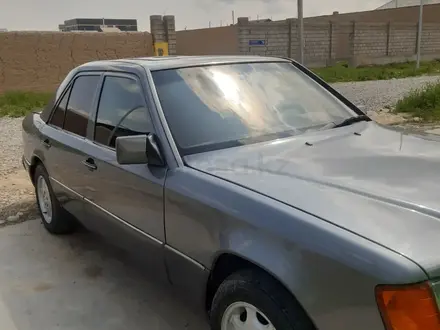 Mercedes-Benz E 230 1991 года за 1 500 000 тг. в Туркестан – фото 3