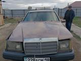 Mercedes-Benz E 230 1992 года за 250 000 тг. в Семей