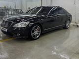 Mercedes-Benz S 500 2007 года за 7 600 000 тг. в Караганда – фото 2