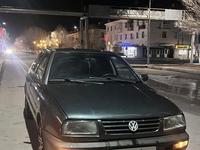 Volkswagen Vento 1993 годаfor1 400 000 тг. в Караганда