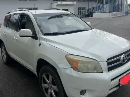 Toyota RAV4 2007 года за 5 500 000 тг. в Караганда