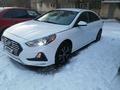 Hyundai Sonata 2019 года за 7 200 000 тг. в Актобе – фото 2