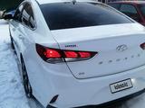 Hyundai Sonata 2019 года за 7 200 000 тг. в Актобе – фото 3