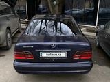 Mercedes-Benz E 230 1997 года за 1 900 000 тг. в Алматы – фото 4