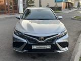 Toyota Camry 2021 года за 12 500 000 тг. в Шымкент