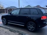 Volkswagen Touareg 2003 годаүшін4 600 000 тг. в Алматы