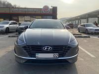 Hyundai Sonata 2022 года за 13 590 000 тг. в Алматы