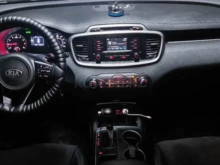 Kia Sorento 2018 года за 11 000 000 тг. в Уральск – фото 11