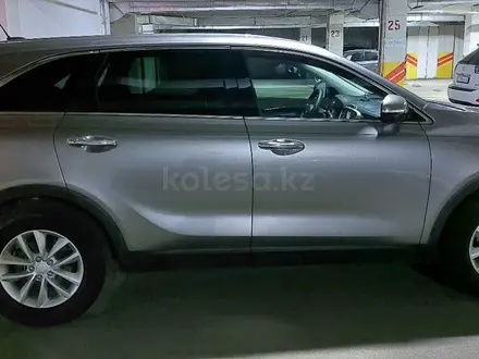 Kia Sorento 2018 года за 11 000 000 тг. в Уральск – фото 5