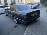 Mercedes-Benz E 320 1994 годаfor1 650 000 тг. в Астана – фото 3