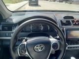 Toyota Camry 2012 года за 7 300 000 тг. в Актобе – фото 3