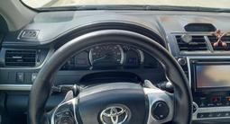 Toyota Camry 2012 года за 7 300 000 тг. в Актобе – фото 3
