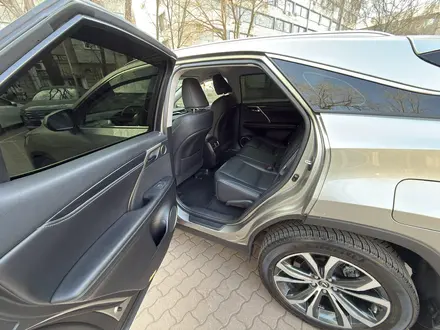 Lexus RX 300 2020 года за 24 000 000 тг. в Алматы – фото 15