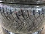 Комплект зимних шипованных шин Dunlop 255/40 R19 за 250 000 тг. в Караганда – фото 4