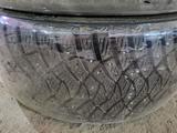 Комплект зимних шипованных шин Dunlop 255/40 R19 за 250 000 тг. в Караганда – фото 5