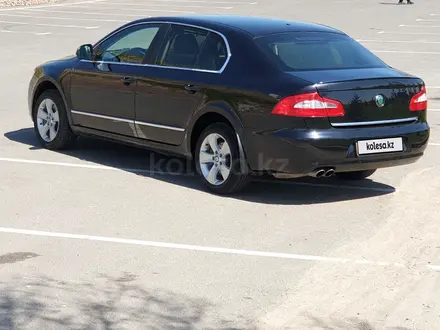 Skoda Superb 2012 года за 4 100 000 тг. в Алматы – фото 5