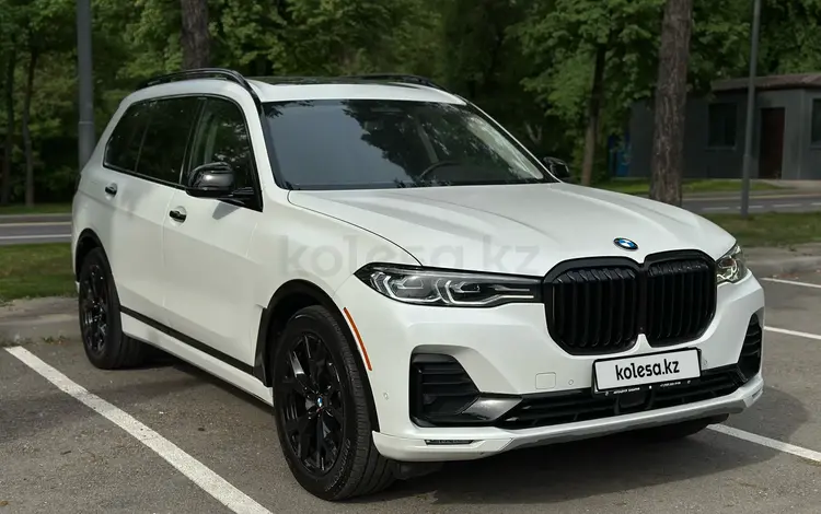 BMW X7 2022 года за 37 350 000 тг. в Алматы