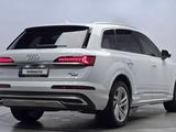 Audi Q7 2023 годаfor40 000 000 тг. в Астана – фото 2