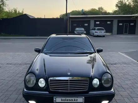 Mercedes-Benz E 55 AMG 1997 года за 4 400 000 тг. в Алматы