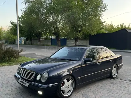 Mercedes-Benz E 55 AMG 1997 года за 4 400 000 тг. в Алматы – фото 8