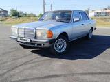 Mercedes-Benz E 240 1981 года за 2 250 000 тг. в Тараз