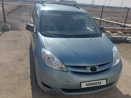 Toyota Sienna 2009 года за 7 500 000 тг. в Атырау – фото 2