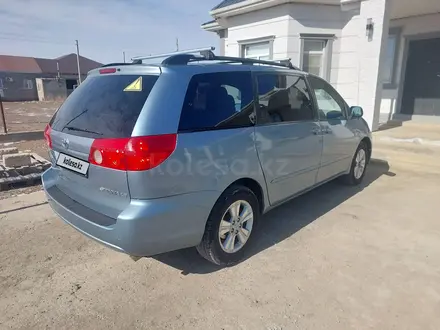 Toyota Sienna 2009 года за 7 500 000 тг. в Атырау – фото 3