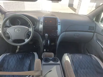 Toyota Sienna 2009 года за 7 500 000 тг. в Атырау – фото 5