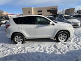 Toyota RAV4 2010 годаүшін7 800 000 тг. в Кокшетау – фото 4