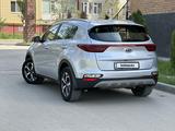 Kia Sportage 2018 года за 10 750 000 тг. в Актобе – фото 5