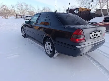 Mercedes-Benz C 180 1994 года за 1 400 000 тг. в Кокшетау – фото 4