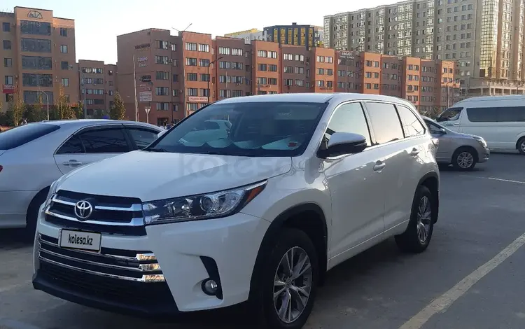 Toyota Highlander 2013 года за 11 000 000 тг. в Актау