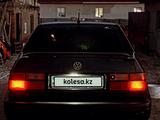 Volkswagen Vento 1992 года за 1 800 000 тг. в Астана – фото 2