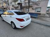 Hyundai Solaris 2015 года за 5 500 000 тг. в Атырау – фото 3