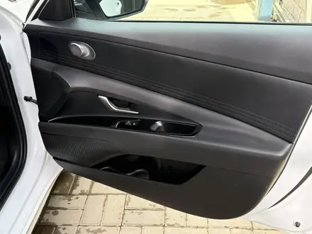 Hyundai Elantra 2024 года за 8 600 000 тг. в Алматы – фото 13