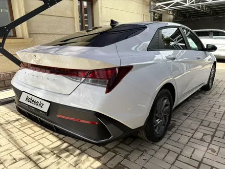 Hyundai Elantra 2024 года за 8 600 000 тг. в Алматы – фото 3